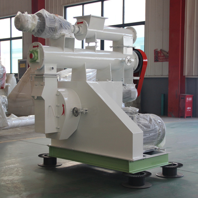 CE Approved Feed Processing Machine Animal Cattle Chicken Feed Pellet Machine